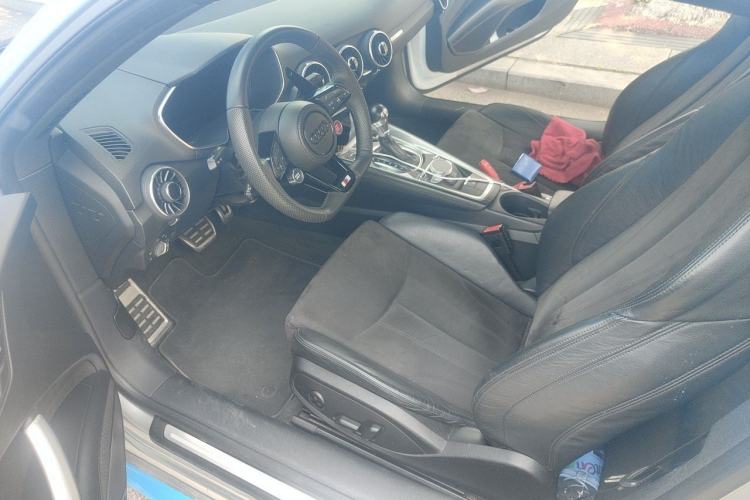 Used Audi TT 2015 TT Coupe 45 TFSI Driver Seat