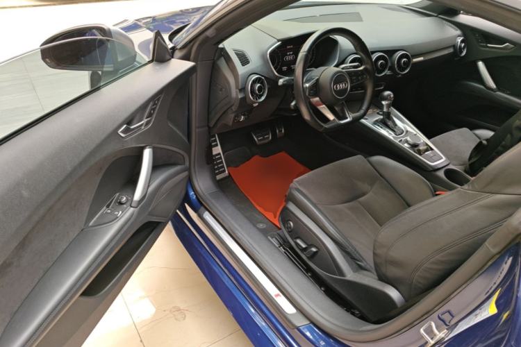 Used Audi TT 2015 TT Coupe 45 TFSI Driver Seat