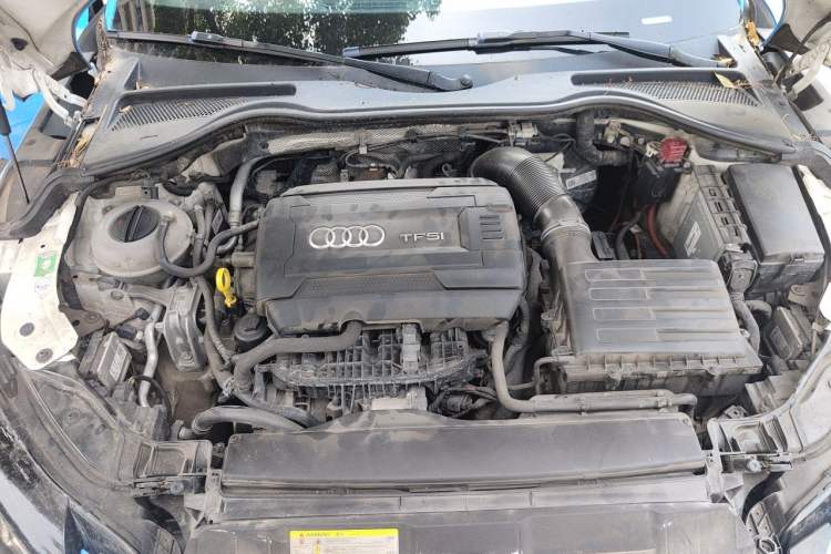 Used Audi TT 2015 TT Coupe 45 TFSI Engine Bay