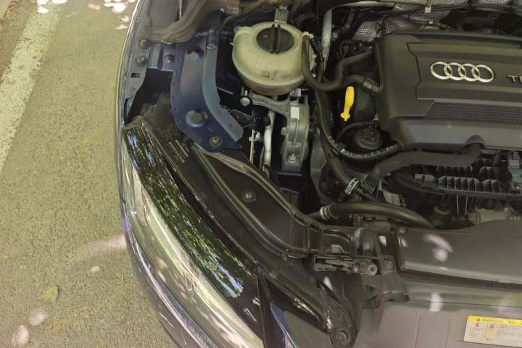 Used Audi TT 2015 TT Coupe 45 TFSI quattro Engine Bay Right