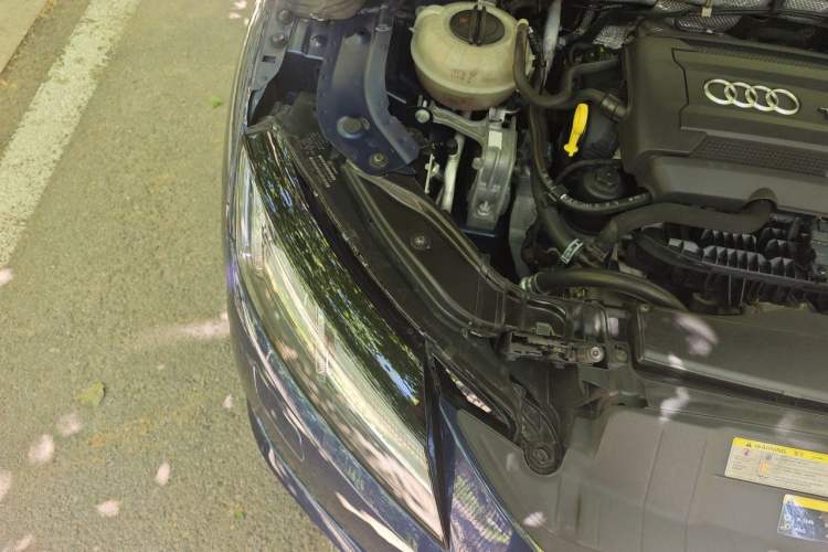 Used Audi TT 2015 TT Coupe 45 TFSI quattro Right Front Headlight