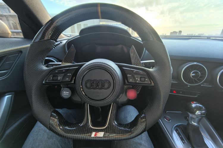 Used Audi TT 2015 TT Coupe 45 TFSI Interior 2