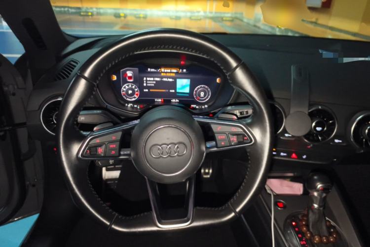 Used Audi TT 2015 TT Coupe 45 TFSI quattro Steering Wheel