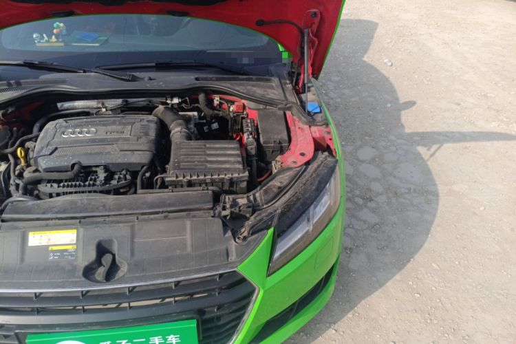 Used Audi TT 2015 TT Coupe 45 TFSI Engine Bay Left