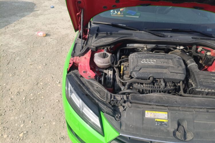Used Audi TT 2015 TT Coupe 45 TFSI Engine Bay Right