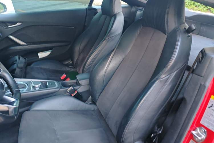 Used Audi TT 2015 TT Coupe 45 TFSI Left Rear Seat