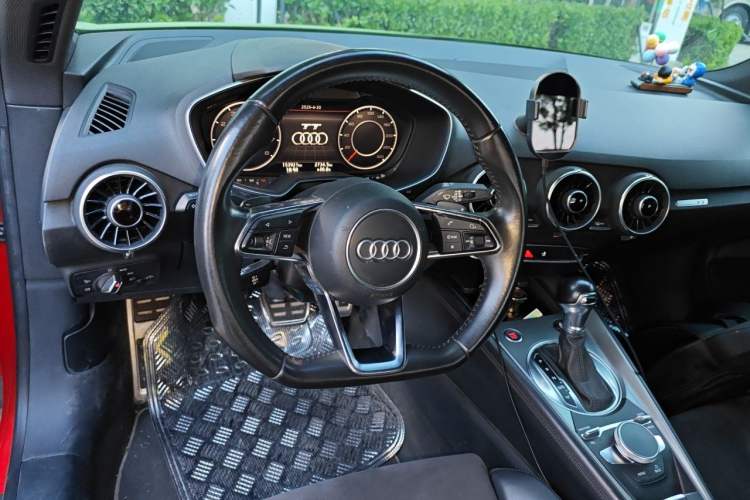 Used Audi TT 2015 TT Coupe 45 TFSI Steering Wheel