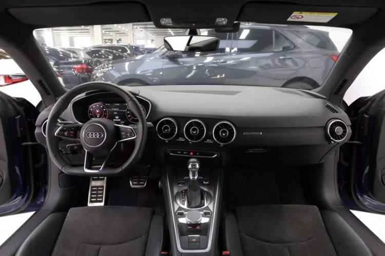 Used Audi TT 2015 TT Coupe 45 TFSI quattro Interior 1
