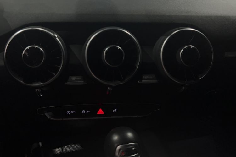 Used Audi TT 2015 TT Coupe 45 TFSI Audio And AC Panel