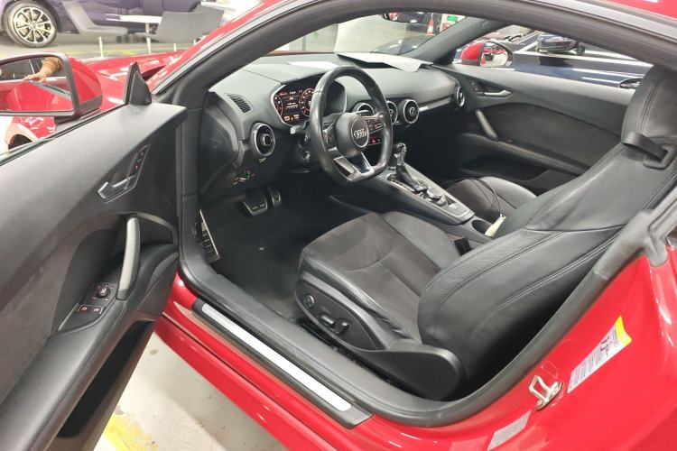 Used Audi TT 2015 TT Coupe 45 TFSI Driver Seat
