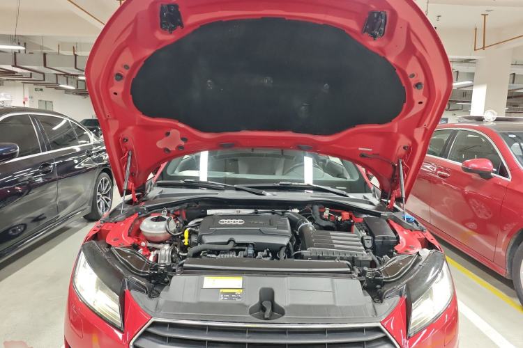 Used Audi TT 2015 TT Coupe 45 TFSI Engine Bay