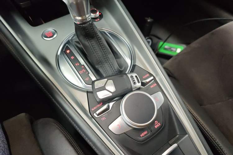 Used Audi TT 2015 TT Coupe 45 TFSI Interior 1