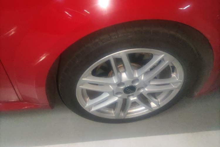 Used Audi TT 2015 TT Coupe 45 TFSI Right Front Wheel Hub