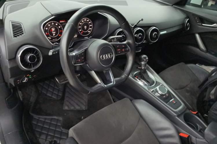 Used Audi TT 2015 TT Coupe 45 TFSI Center Console