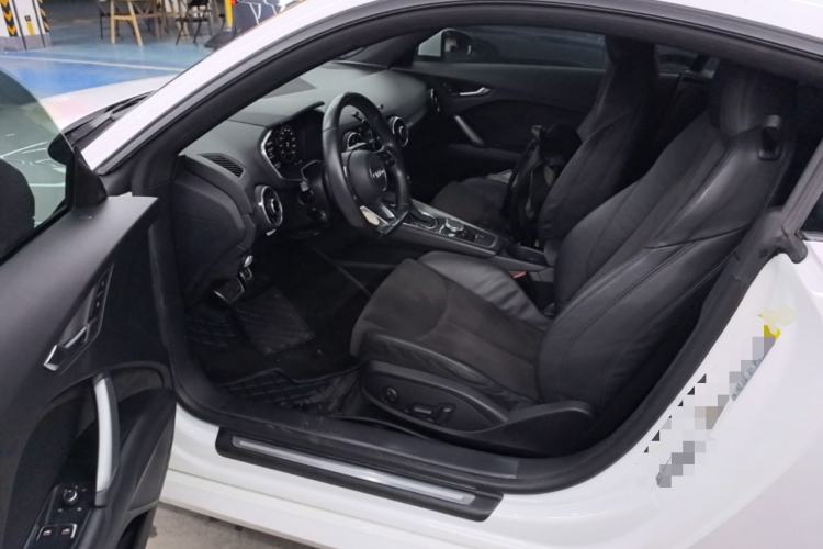 Used Audi TT 2015 TT Coupe 45 TFSI Driver Seat
