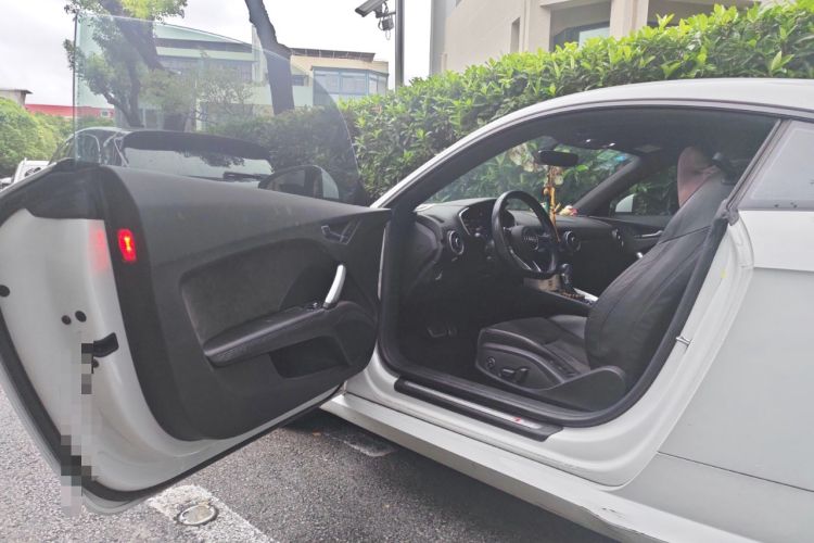 Used Audi TT 2015 TT Coupe 45 TFSI Driver Seat