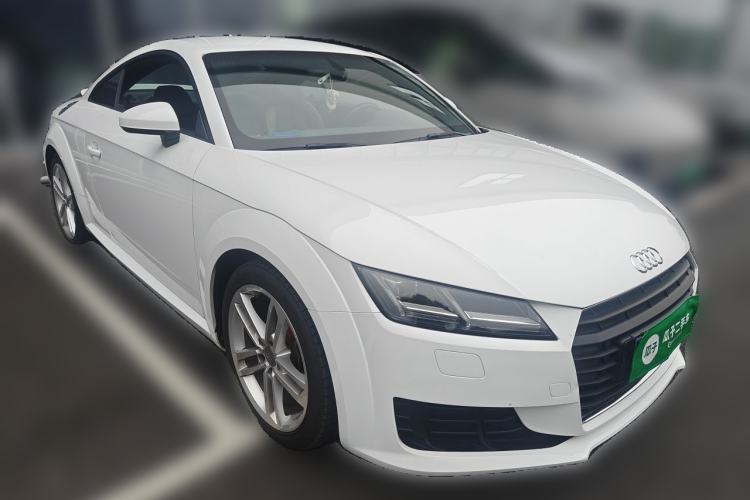Used Audi TT 2015 TT Coupe 45 TFSI Front Right 45 Deg
