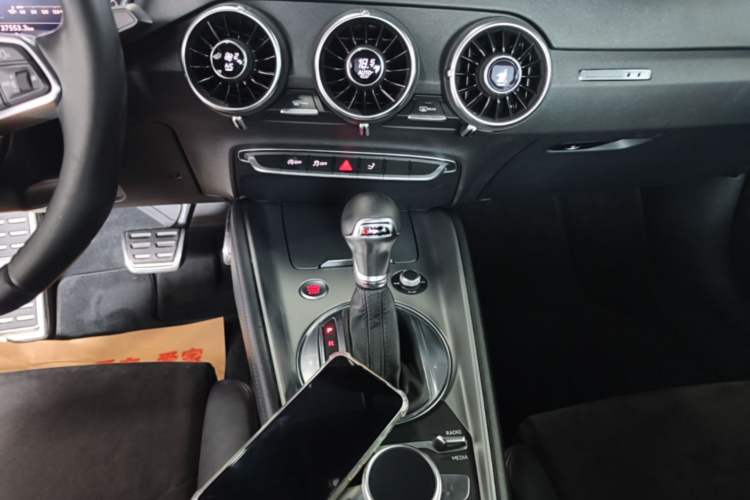 Used Audi TT 2015 TT Coupe 45 TFSI Gear Lever
