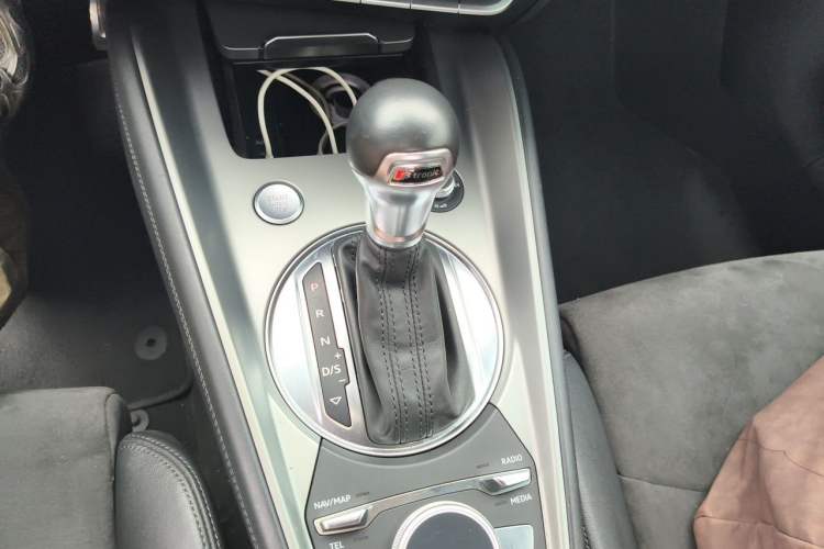 Used Audi TT 2015 TT Coupe 45 TFSI Gear Lever