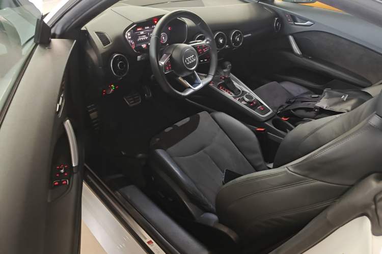 Used Audi TT 2015 TT Coupe 45 TFSI Left Front Seat