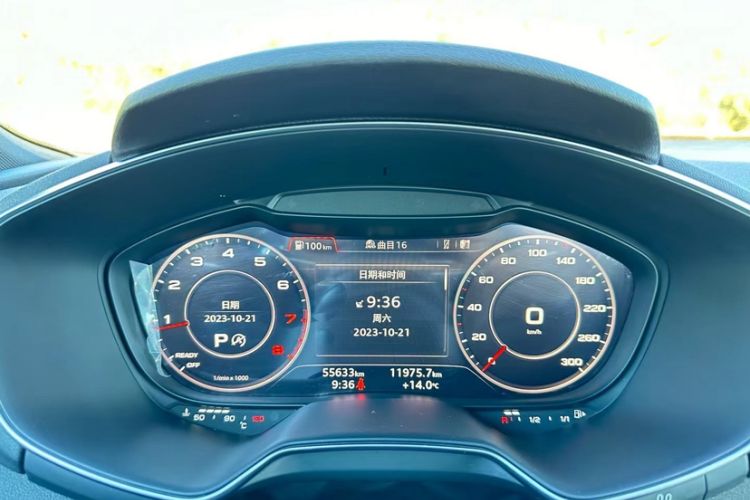 Used Audi TT 2015 TT Coupe 45 TFSI Odometer Close Up