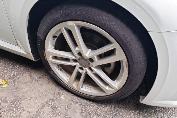Used Audi TT 2015 TT Coupe 45 TFSI Right Front Wheel Hub