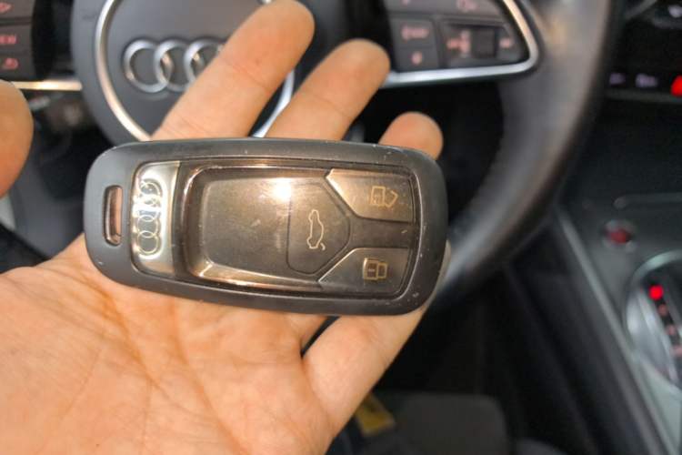 Used Audi TT 2015 TT Coupe 45 TFSI Vehicle Key