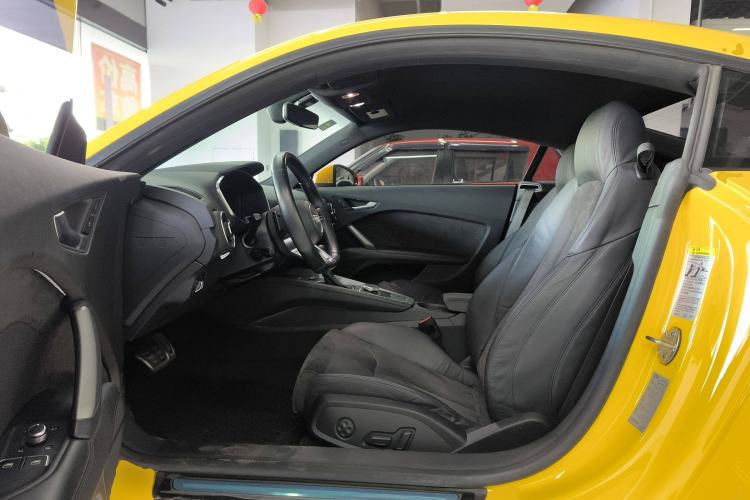 Used Audi TT 2015 TT Coupe 45 TFSI Driver Seat