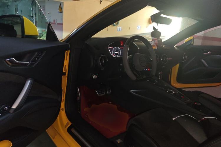 Used Audi TT 2015 TT Roadster 45 TFSI Driver Seat