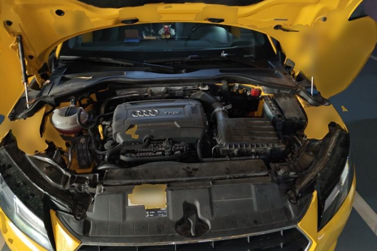 Used Audi TT 2015 TT Roadster 45 TFSI Engine Bay