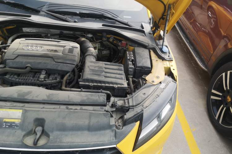 Used Audi TT 2015 TT Coupe 45 TFSI quattro Engine Bay Left
