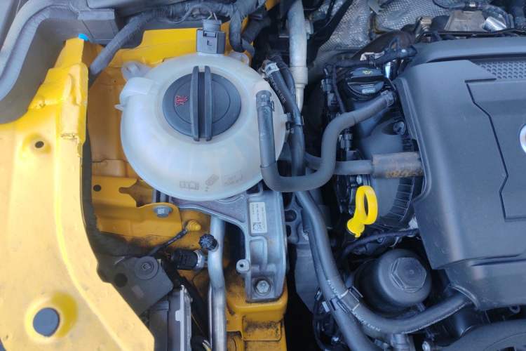 Used Audi TT 2015 TT Coupe 45 TFSI quattro Engine Bay Right