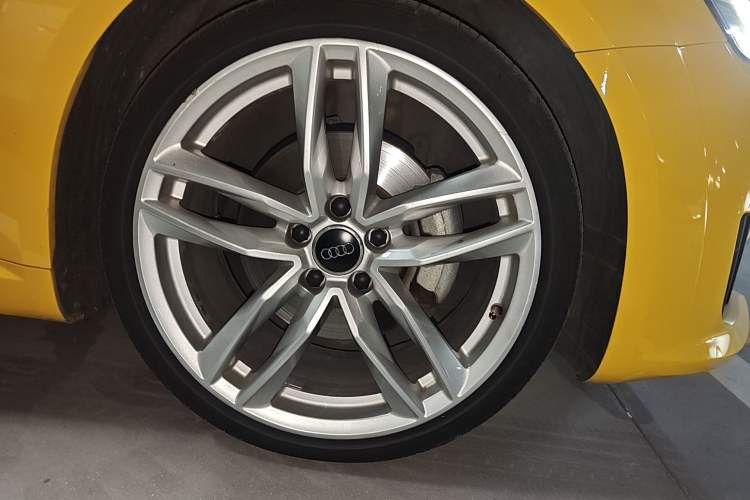 Used Audi TT 2015 TT Coupe 45 TFSI quattro Exterior 7