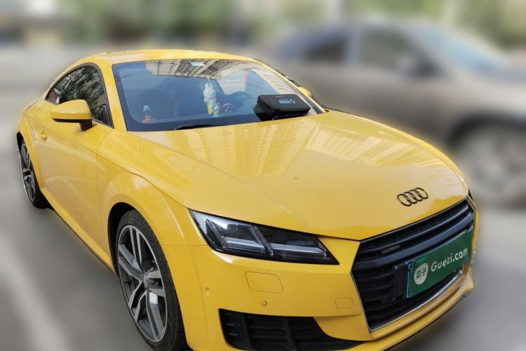 Used Audi TT 2015 TT Coupe 45 TFSI quattro Front Right 45 Deg
