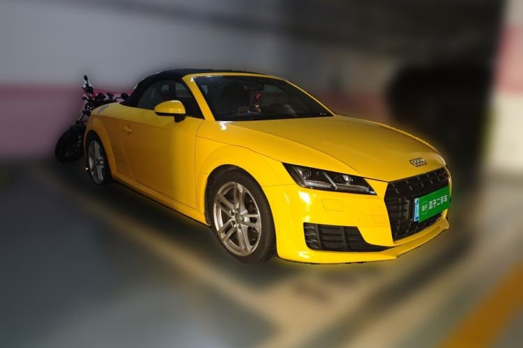 Used Audi TT 2015 TT Roadster 45 TFSI Front Right 45 Deg