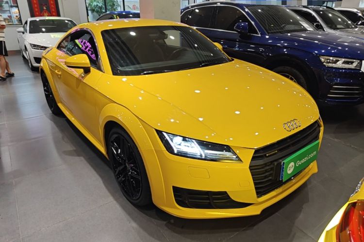 Used Audi TT 2015 TT Coupe 45 TFSI Front Right 45 Deg