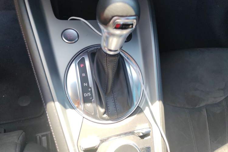 Used Audi TT 2015 TT Coupe 45 TFSI quattro Gear Lever