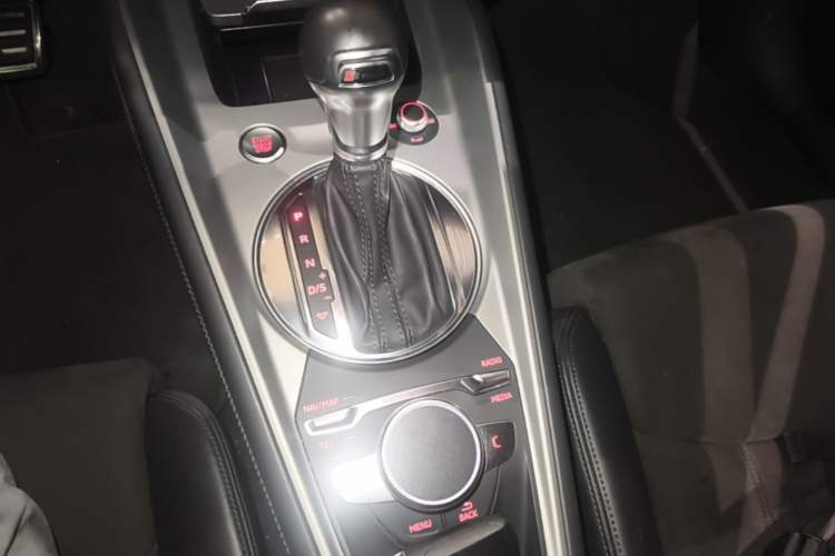 Used Audi TT 2015 TT Coupe 45 TFSI quattro Gear Lever