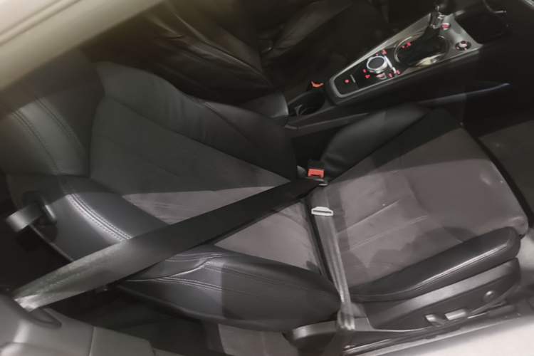 Used Audi TT 2015 TT Coupe 45 TFSI quattro Right Front Seat