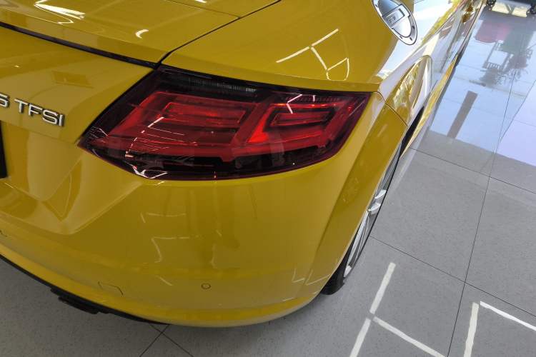 Used Audi TT 2015 TT Coupe 45 TFSI Right Rear Taillight