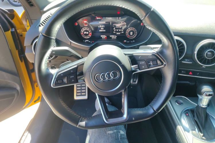 Used Audi TT 2015 TT Coupe 45 TFSI quattro Steering Wheel