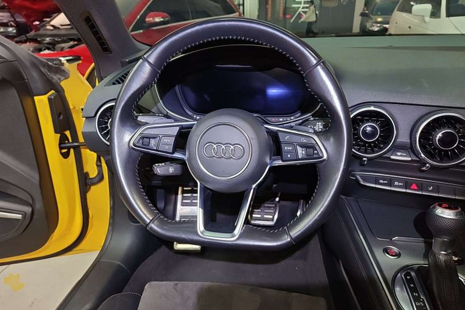 Used Audi TT 2015 TT Coupe 45 TFSI quattro Steering Wheel