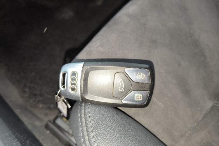 Used Audi TT 2015 TT Coupe 45 TFSI Vehicle Key
