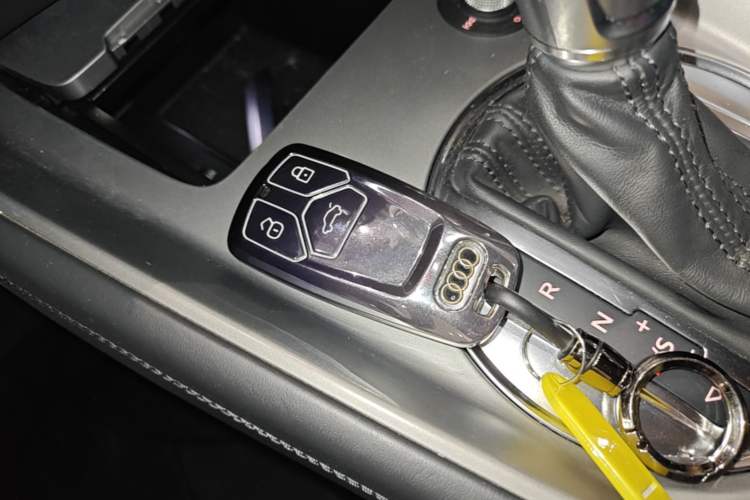 Used Audi TT 2015 TT Coupe 45 TFSI Vehicle Key