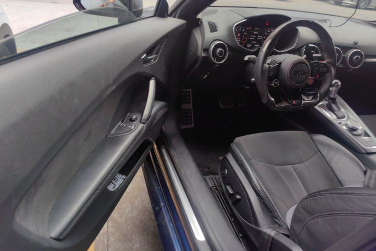 Used Audi TT 2017 TT Coupe 45 TFSI quattro Driver Seat