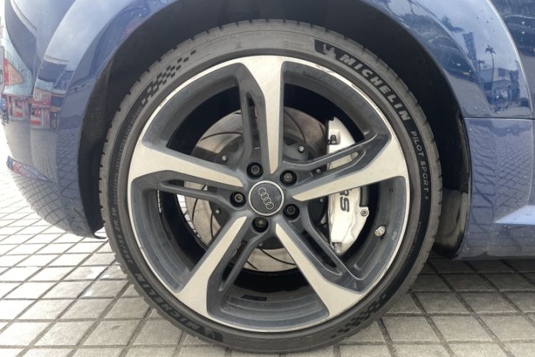Used Audi TT 2017 TT Coupe 45 TFSI quattro Exterior 4