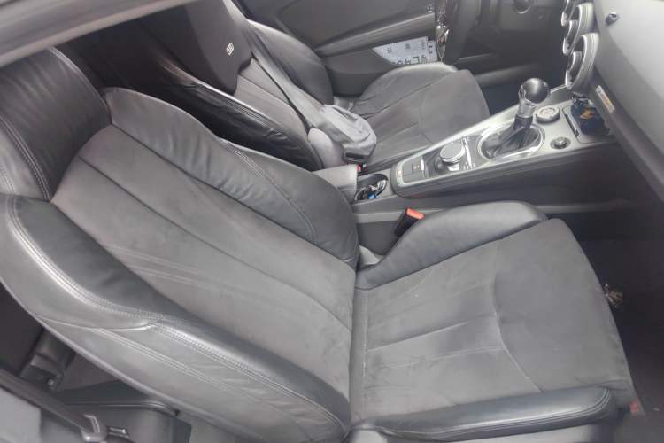 Used Audi TT 2017 TT Coupe 45 TFSI quattro Right Front Seat