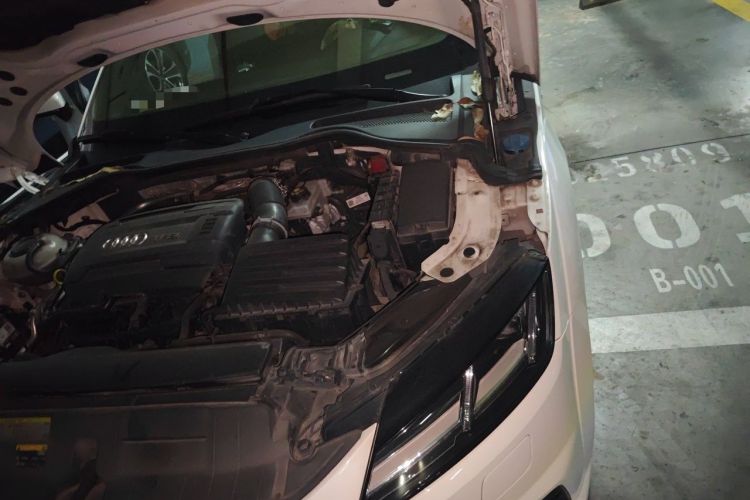 Used Audi TT 2017 TT Coupe 45 TFSI Engine Bay Left