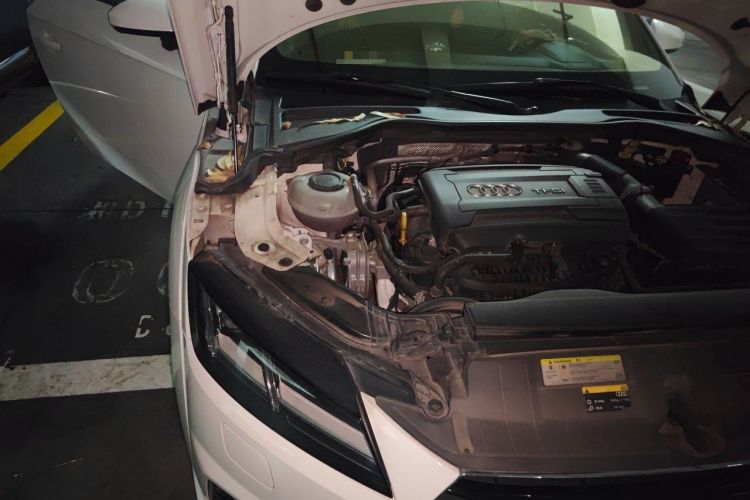 Used Audi TT 2017 TT Coupe 45 TFSI Engine Bay Right