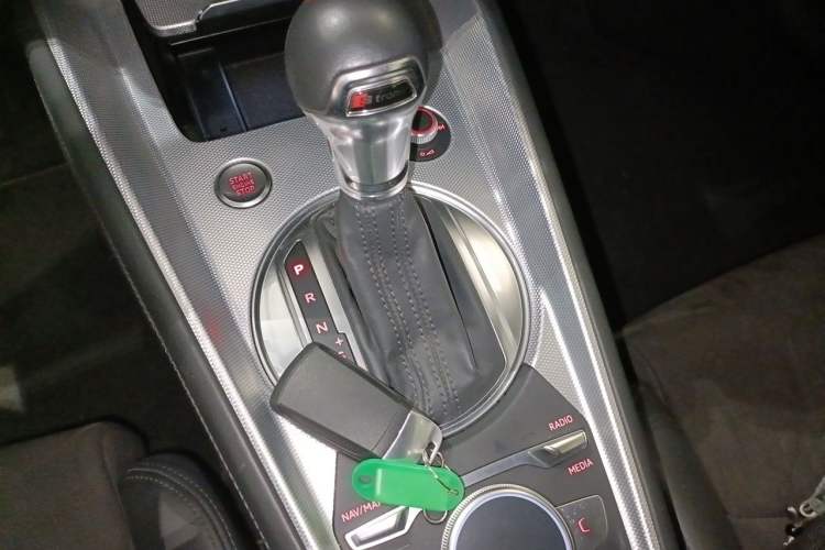 Used Audi TT 2017 TT Coupe 45 TFSI quattro Gear Lever